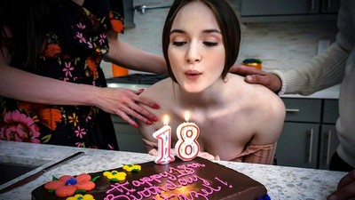 Молодые, Хэйзел Мур, бритые письки, наездница, кончил в рот