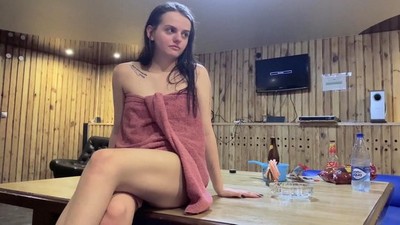 Русское, Домашнее, От первого лица - POV, Неизвестный исполнитель 68, красивая киска, бритые письки, баня или сауна, кончил на лобок