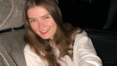 Русское, В машине, От первого лица - POV, Мирари, красивая попка, бритые письки, секс в одежде, кончил в рот