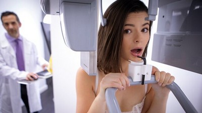 Брюнетки, Премиум, Донни Рок, Дарма Джонс, в униформе, доктор или врач, кончил в рот