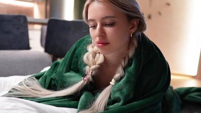 Русское, Блондинки, Премиум, От первого лица - POV, Мила Львица, бритые письки, косички, кончил на лобок