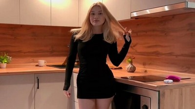 Русское, Домашнее, Премиум, От первого лица - POV, Юля Ап, на кухне, бритые письки, кончил в рот, платье, На столе