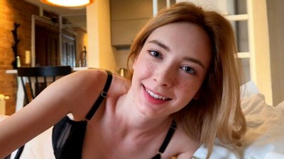Русское, Молодые, Чулки, От первого лица - POV, Лоли Небель, бритые письки, веснушки, наездница, кончил в рот