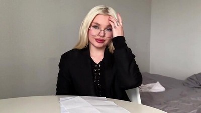 Русское, От первого лица - POV, Блондесса, очки, бритые письки, секс в одежде, кончил в рот