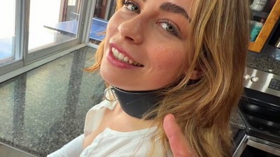 Домашнее, От первого лица - POV, Рене Роуз, на кухне, бритые письки, кремпай, ошейник