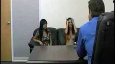 Девушки