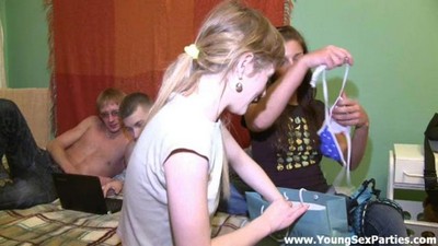 Групповое, Молодые, Пизда
