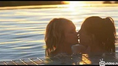 Art &mdash; художественное, Лесбиянки, В воде и под водой