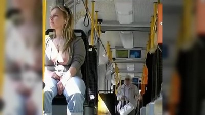Блондинки, В автобусе, Соски