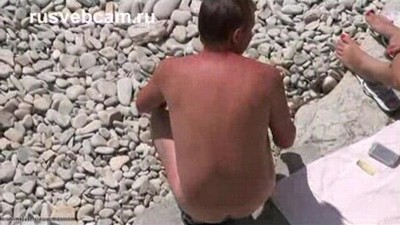 На пляже, Нудисты