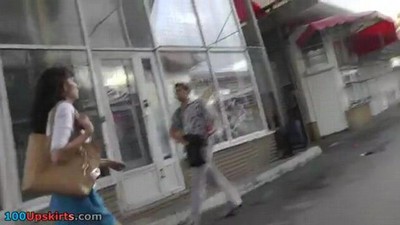 Публичное, HD, Девушки, В автобусе, В юбке