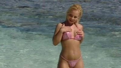 Втроем, В воде и под водой