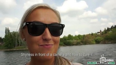 POV &mdash; от первого лица, Большие сиськи, На природе