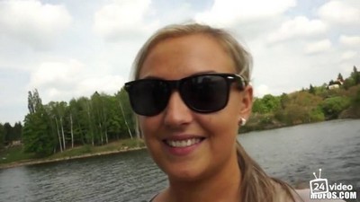 Публичное, Чешское, Блондинки, Большие сиськи, Оргазм