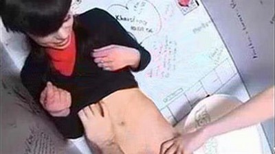 Русское, МЖМ, В туалете, Втроем, Брюнетки, Gloryhole