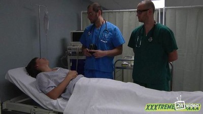 Доктор, Позы, Втроем