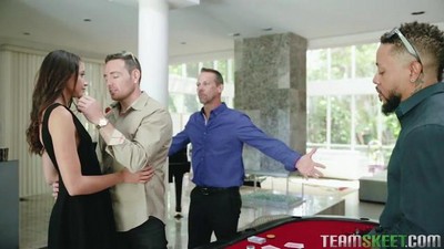 Gangbang, На столе, Маленькие сиськи