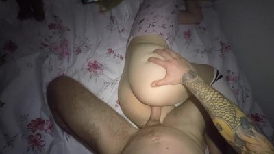 Спящие, POV &mdash; от первого лица, Чулки, На кровати